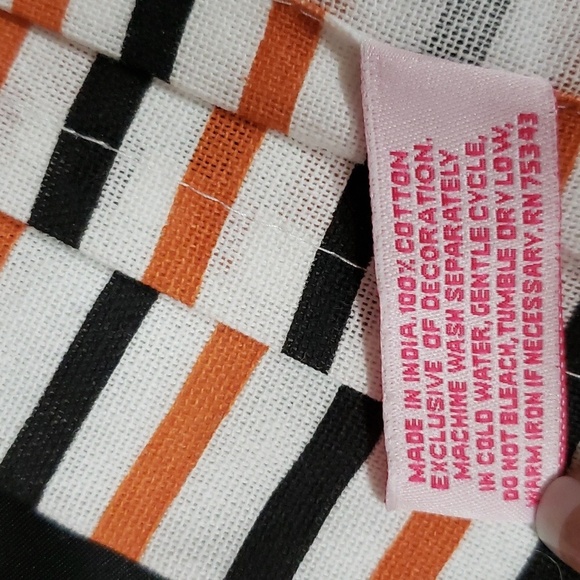 Isaac Mizrahi NWT Set of 3 Halloween Themed Kitchen Towels - Picture 9 of 9